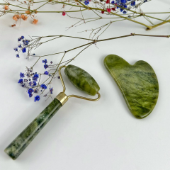 Нефритовий масажер ролер для обличчя