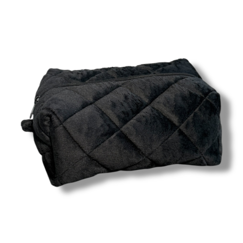 Косметичка плюшева 21*15*10 чорна