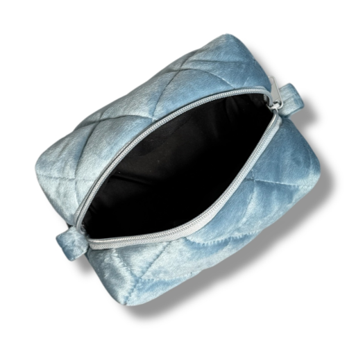 Косметичка плюшева 17*11*9 сіра