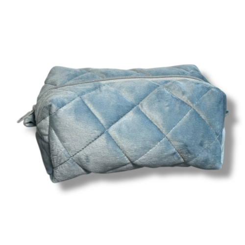 Косметичка плюшева 21*15*10 сіра