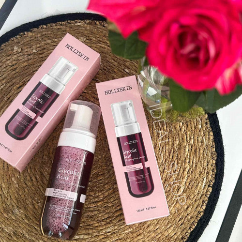 Отшелушивающая пенка HOLLYSKIN для лица 