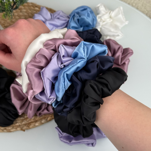 Резинка для волосся об'ємна атласна 13см, темно-синя