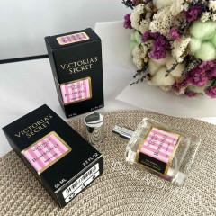 Женский парфюм Victoria`s Secret Bombshell 58ml